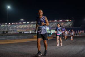 BIB: 4677
                            <button type="button" onclick="openModal(22812347)" class="btn btn-primary btn-sm float-right btn-popup" data-toggle="modal" data-target=".modal-high-quality">
                        <i class="fas fa-shopping-cart"></i> Add to Cart
                    </button>
                                            <button type="button" onclick="isThisMe(22812347, true)" class="btn btn-success btn-sm float-right btn-popup btn-isme hidden" data-toggle="tooltip" data-placement="bottom" title="นี่คือรูปของคุณใช่ไหม คลิกที่นี่เพื่อเอาเข้าอัลบั้ม">
                        <i class="fas fa-plus"></i> Add to album
                    </button>
                    <button type="button" onclick="isThisMe(22812347, false)" class="btn btn-warning btn-sm float-right btn-popup btn-isnotme hidden">
                        <i class="fas fa-ban"></i> Remove from album
                    </button>